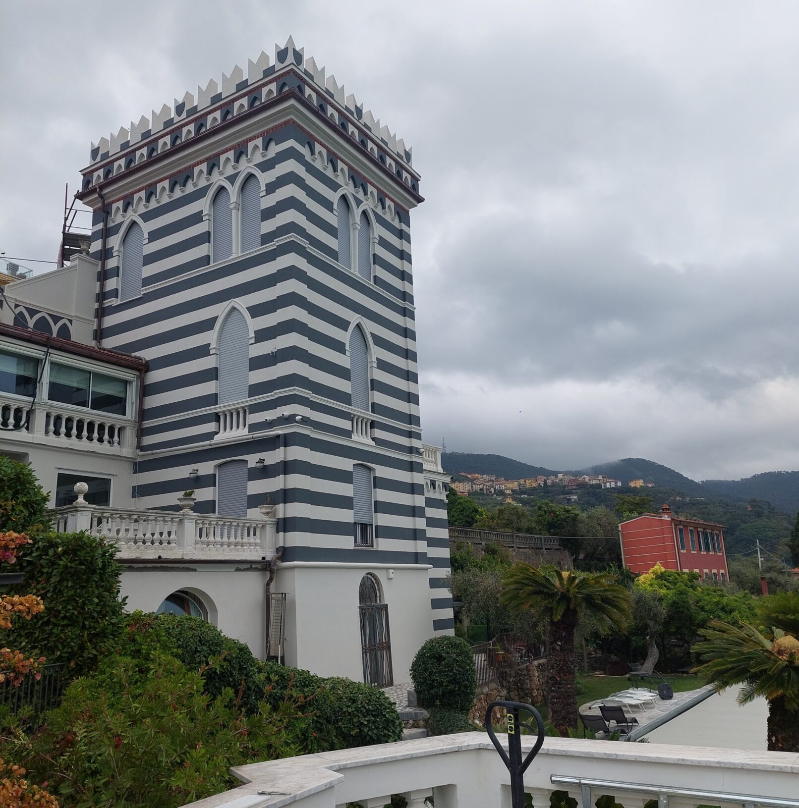 Ristrutturazione in corso di una bellissima villa nella località di Maralunga, Lerici, realizzata da Azzurra Costruzioni